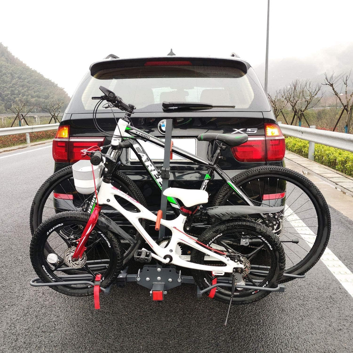 Hitch Mounted Foldable 2-Bike Rack P63594