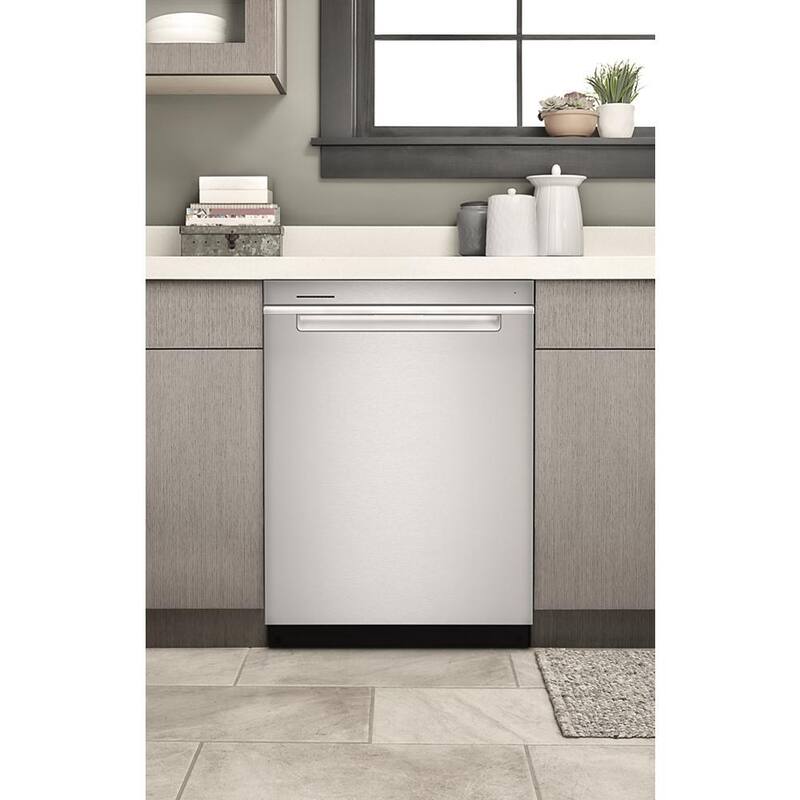 Stainless Steel Built-In Dishwasher with Third Level Rack J165090