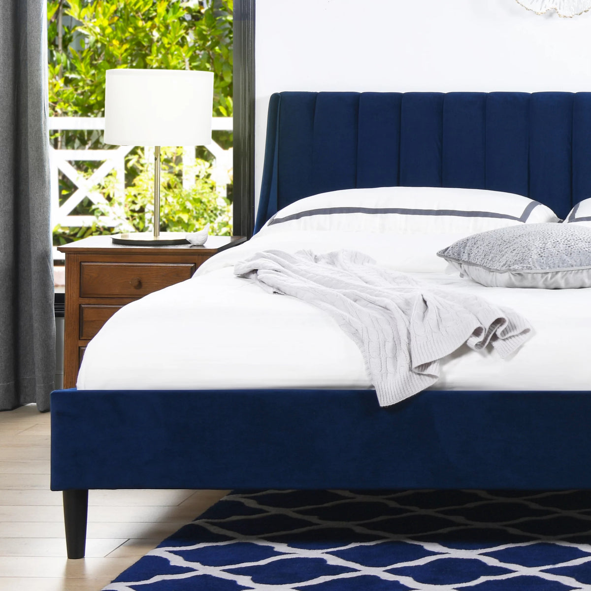 King Navy Blue Velvet Platform Bed Set H7385