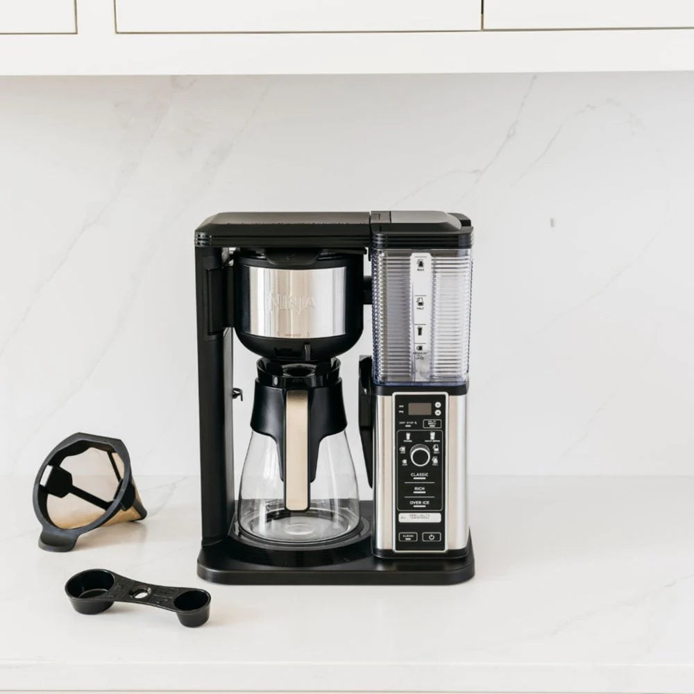 10-Cup Coffee Maker with Glass Carafe D167297