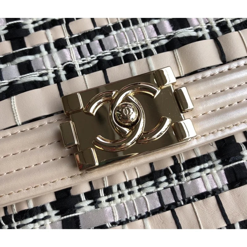 Chanel Handbag U133