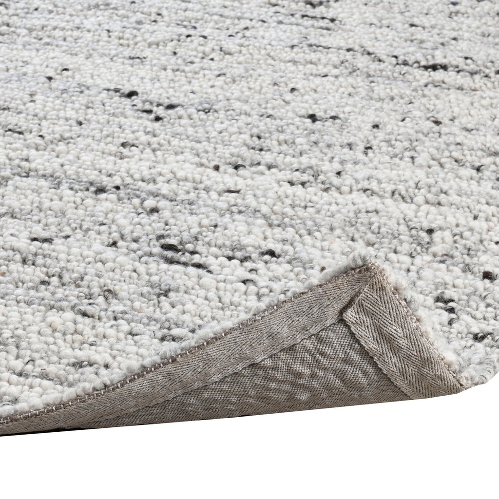5 x 8 Handwoven Wool Area Rug E13702