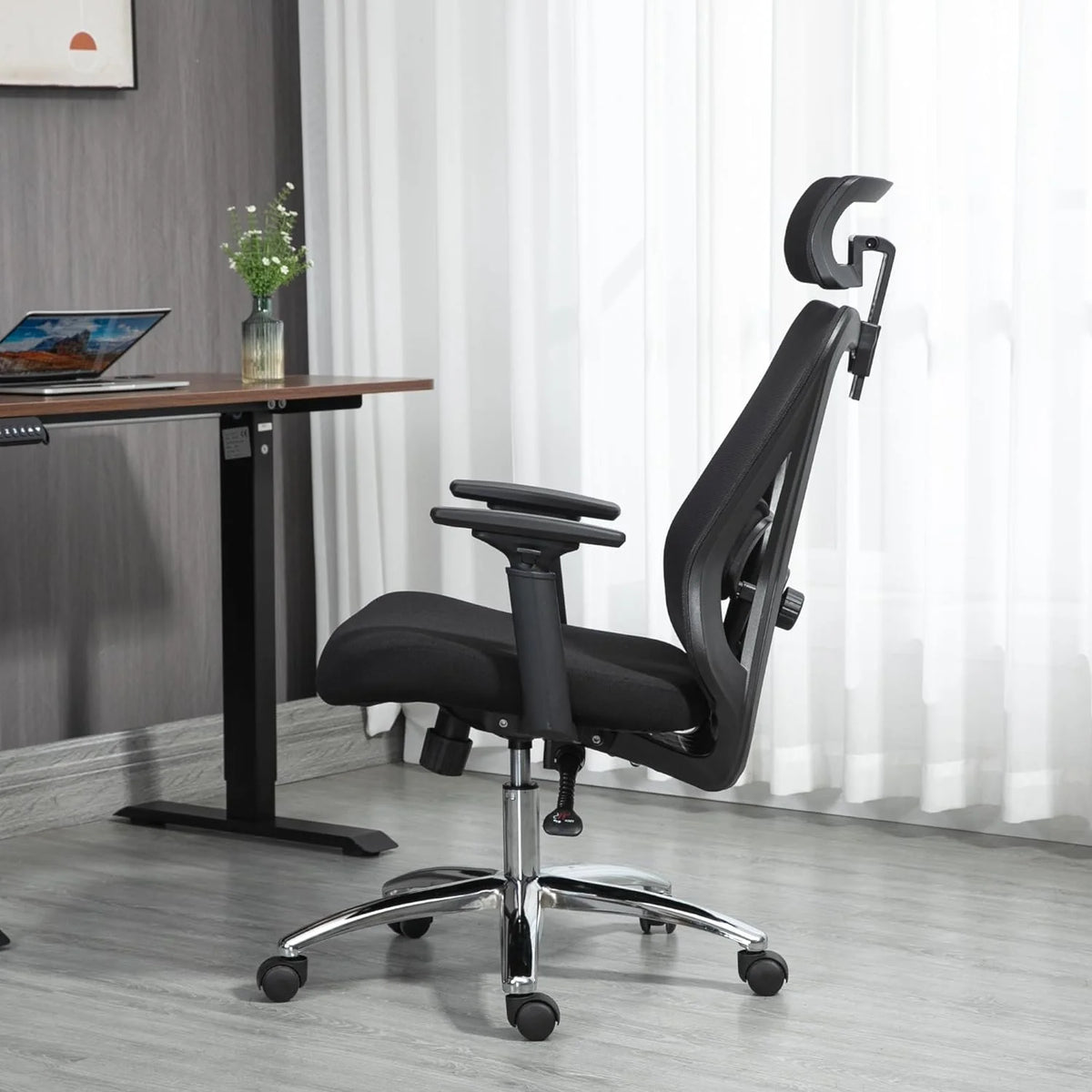 Black Mesh Ergonomic High Back Office Chair with Lumbar Support E880