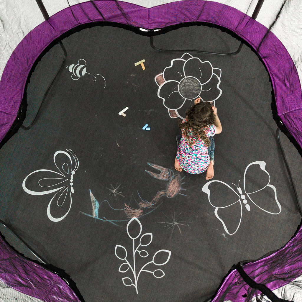 11' Trampoline with Enclosure X960148
