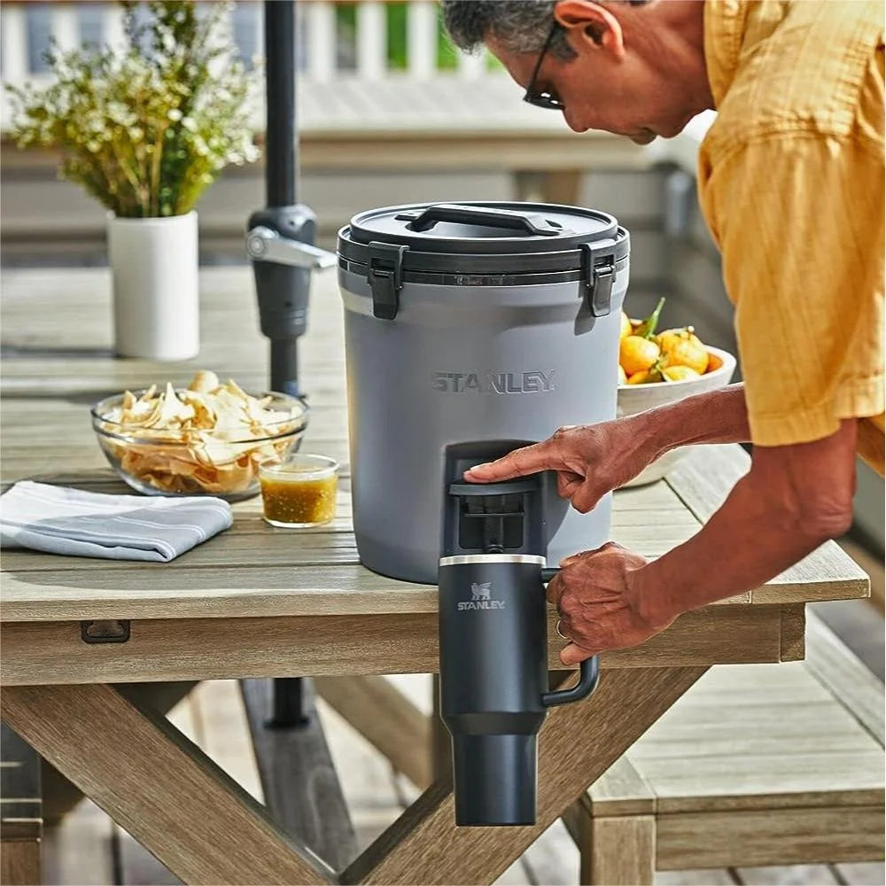 40 oz Black Stainless Steel Insulated Tumbler with Lid and Straw T790882