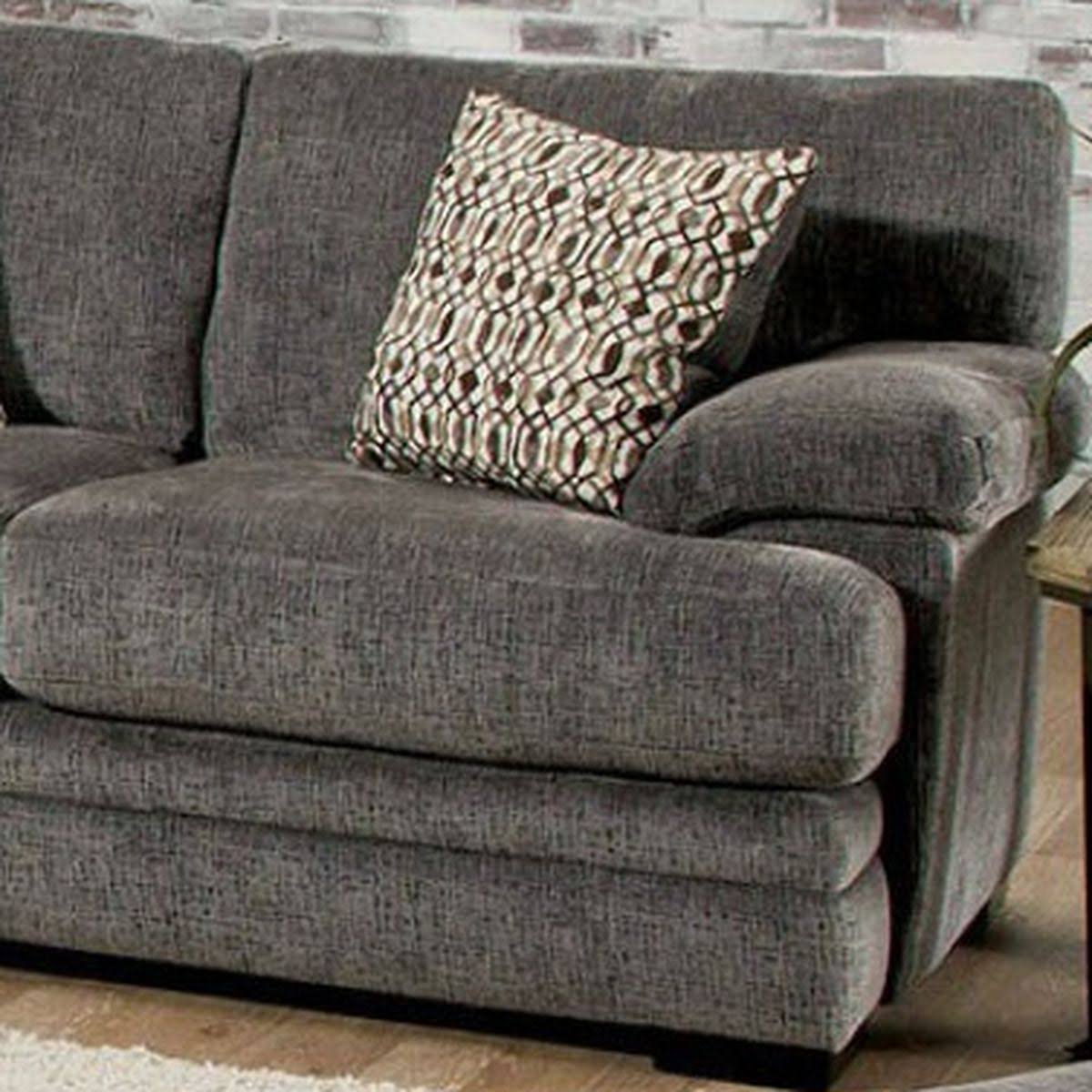 Gray Loveseat I628921