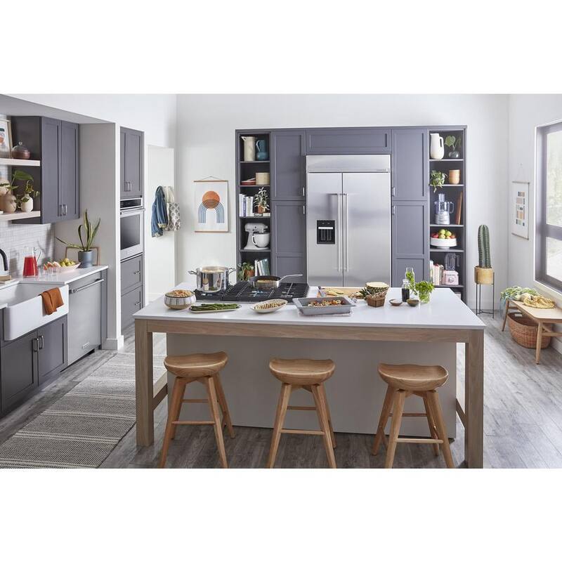 Built-In Side by Side Refrigerator in Stainless Steel F5262