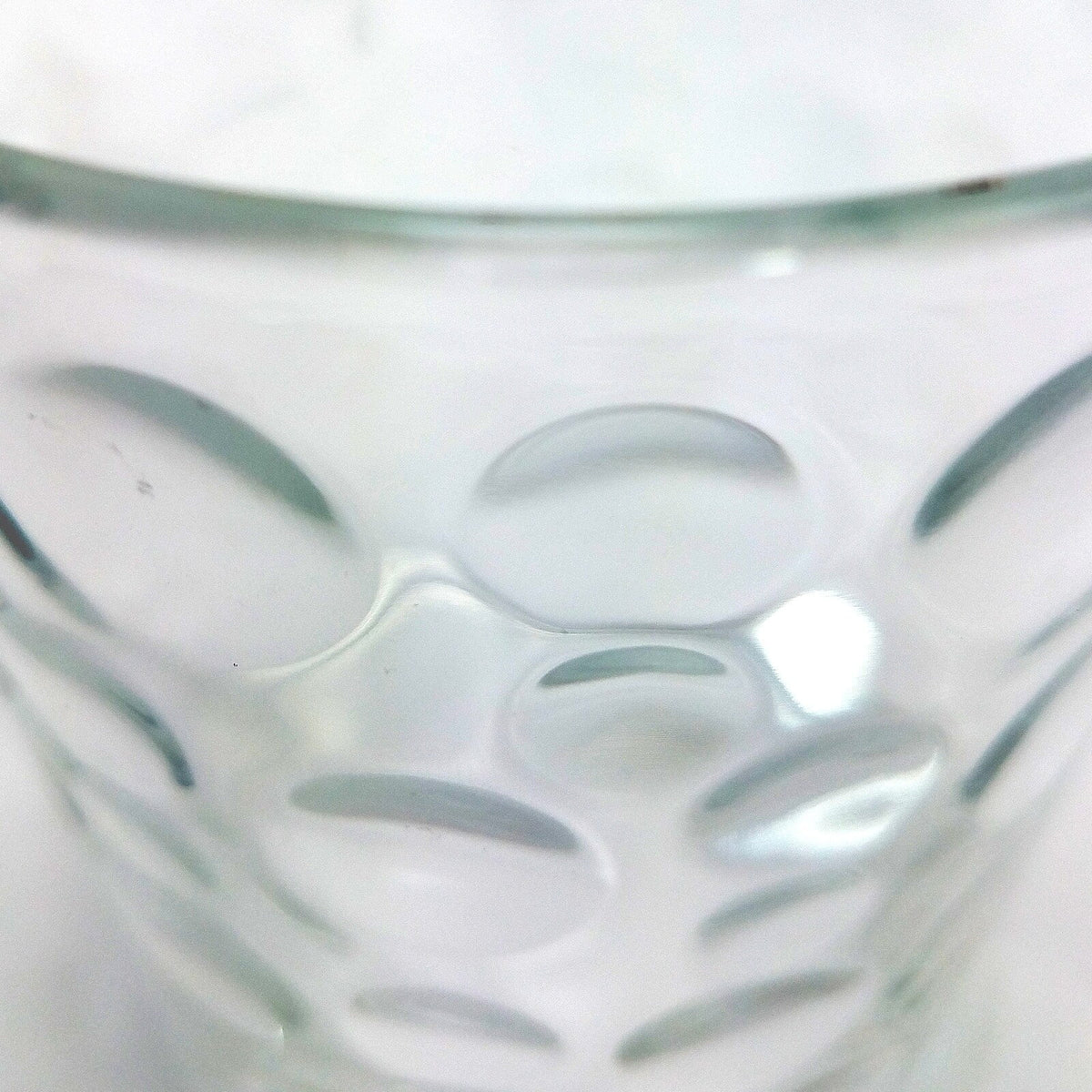 13 Ounce Clear Embossed Glass, 4 Count F2581