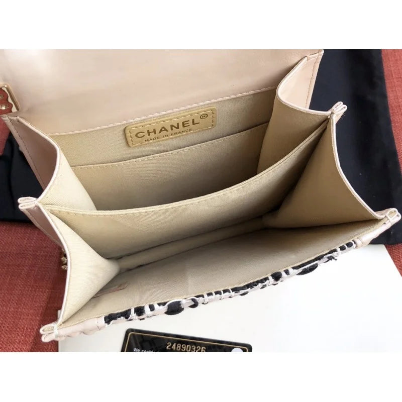 Chanel Handbag U133