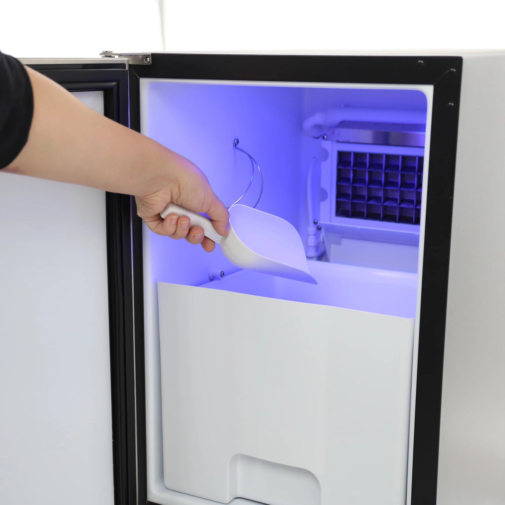 Built-In Indoor Clear Ice Machine Q930751